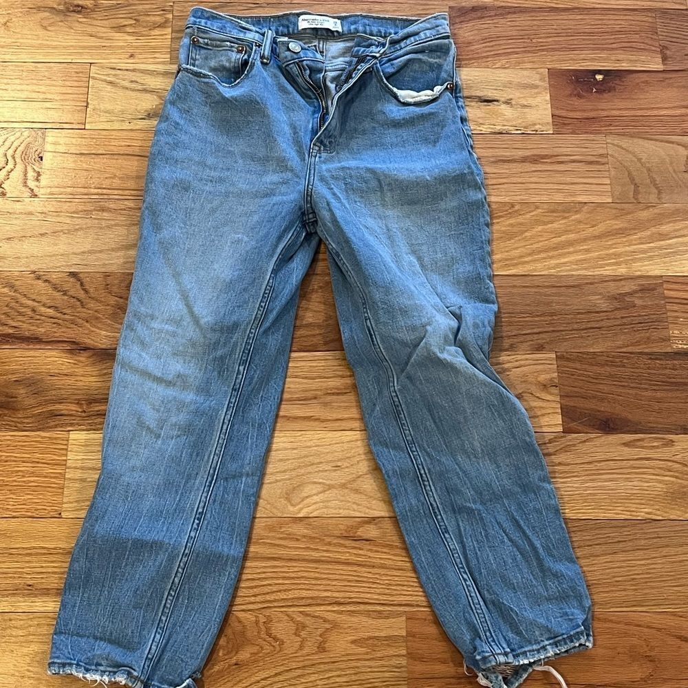 Ultra High Rise Ankle Straight Jeans from Abercrombie, Size 29S